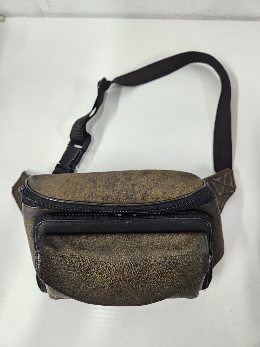 Vtg. Wilsons Leather Unisex Fanny Pack Waist Bag With Eyeglass Compartment Brown